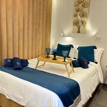 Thessalonian Ii - 2 Steps From Whiter Tower * 테살로니키